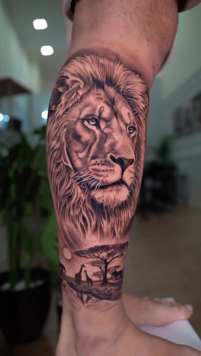 עבודת קעקוע — Future Tattoo